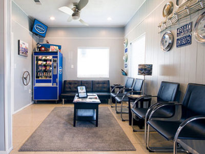 Waiting Area | Gallery | Burdick Auto Solutions